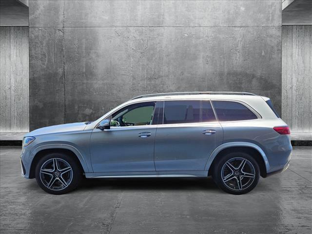new 2025 Mercedes-Benz GLS 450 car, priced at $95,365