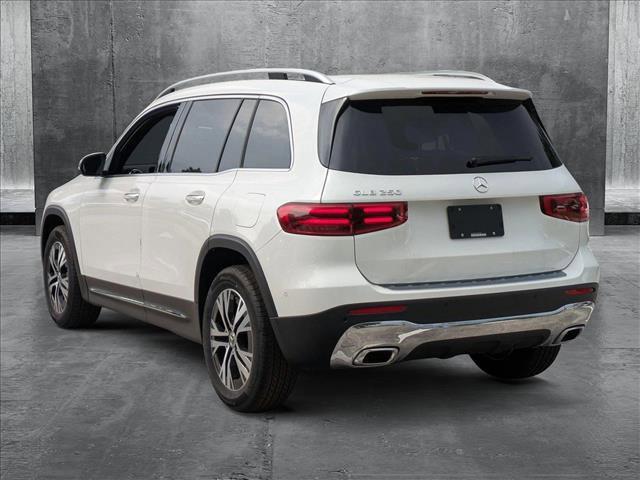 new 2025 Mercedes-Benz GLB 250 car, priced at $48,645