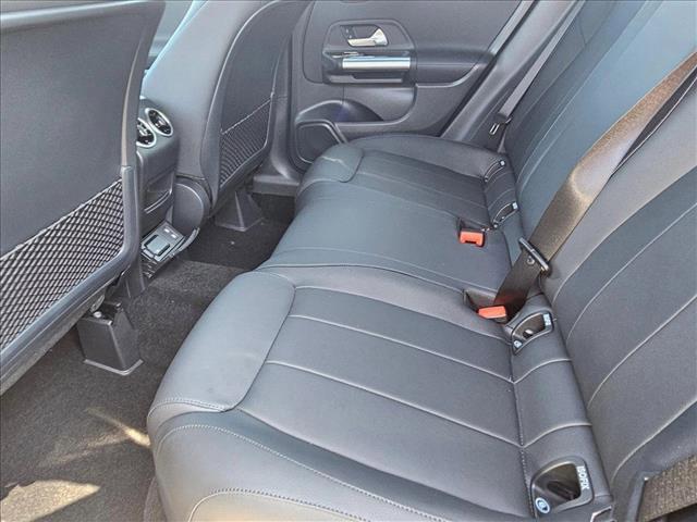 new 2025 Mercedes-Benz GLA 250 car, priced at $47,845