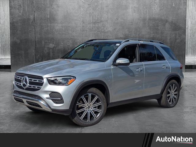new 2025 Mercedes-Benz GLE 450 car, priced at $75,795