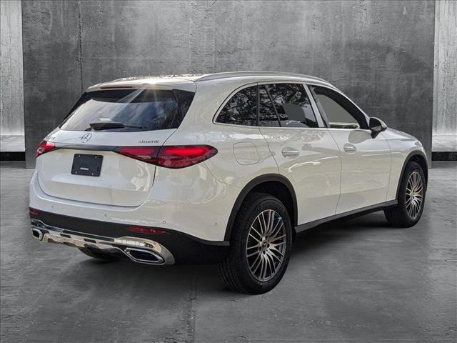 new 2025 Mercedes-Benz GLC 300 car, priced at $53,385