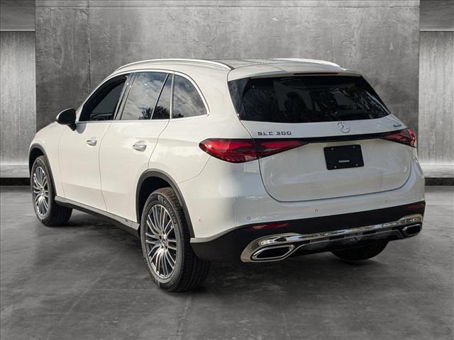 new 2025 Mercedes-Benz GLC 300 car, priced at $53,385