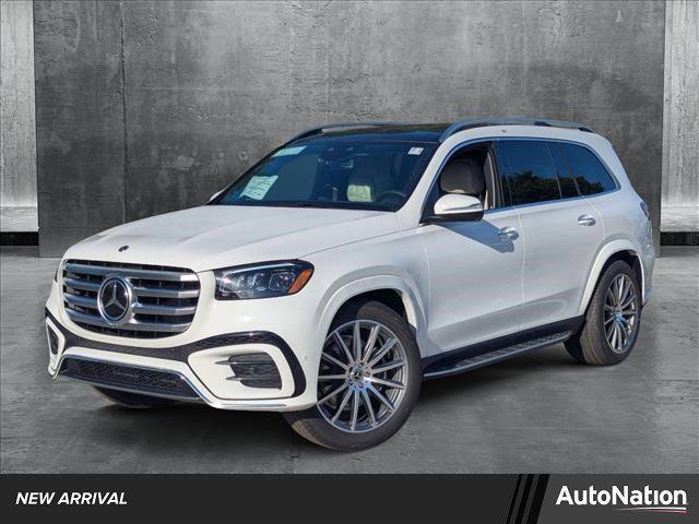 new 2025 Mercedes-Benz GLS 580 car, priced at $117,645