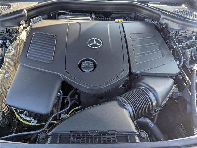 new 2025 Mercedes-Benz GLC 300 car, priced at $55,335