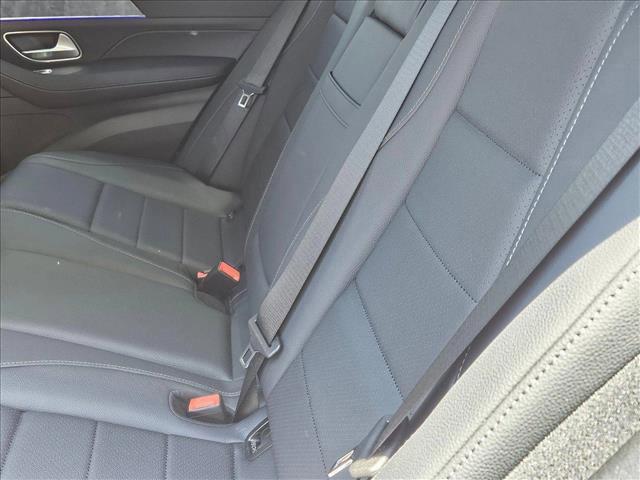 new 2025 Mercedes-Benz GLE 450e car, priced at $77,940