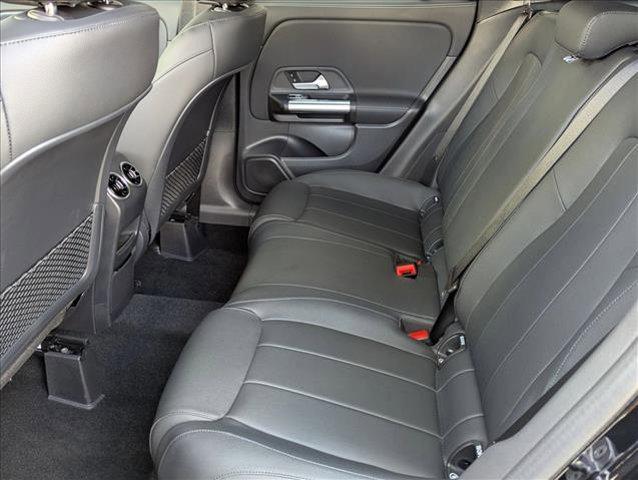 new 2025 Mercedes-Benz GLA 250 car, priced at $42,250