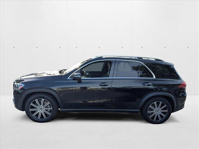 new 2025 Mercedes-Benz GLE 450 car, priced at $77,085
