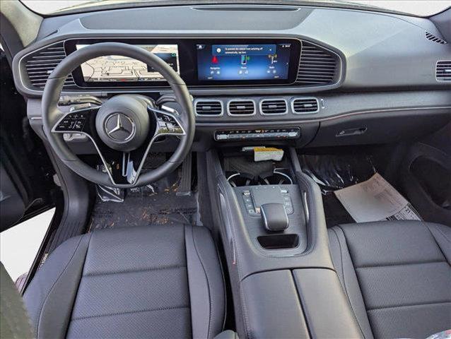 new 2025 Mercedes-Benz GLE 450 car, priced at $77,085