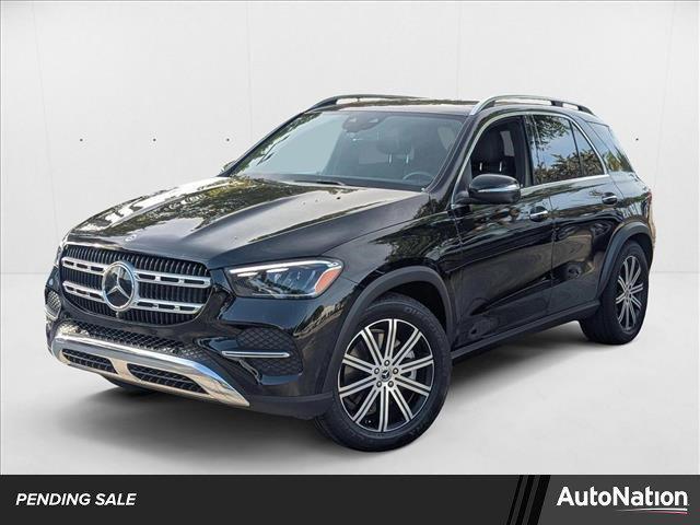 new 2025 Mercedes-Benz GLE 450 car, priced at $77,085