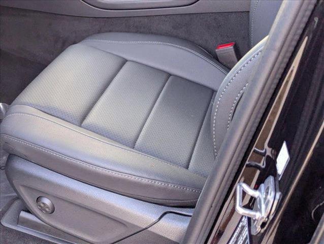 new 2025 Mercedes-Benz GLE 450 car, priced at $77,085