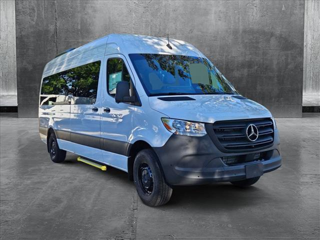 new 2025 Mercedes-Benz Sprinter 2500 car, priced at $80,147
