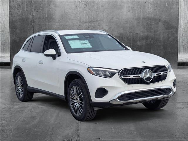 new 2025 Mercedes-Benz GLC 300 car, priced at $51,385