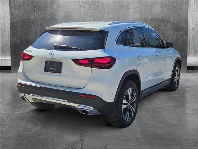 new 2025 Mercedes-Benz GLA 250 car, priced at $44,345
