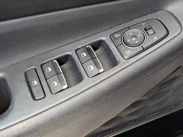 used 2021 Hyundai Santa Fe car, priced at $16,247