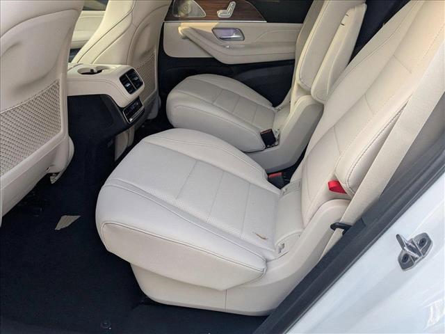 new 2025 Mercedes-Benz GLS 450 car, priced at $91,775