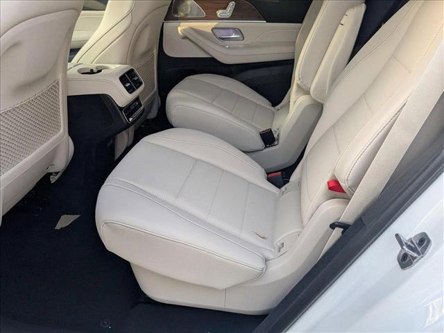 new 2025 Mercedes-Benz GLS 450 car, priced at $91,775