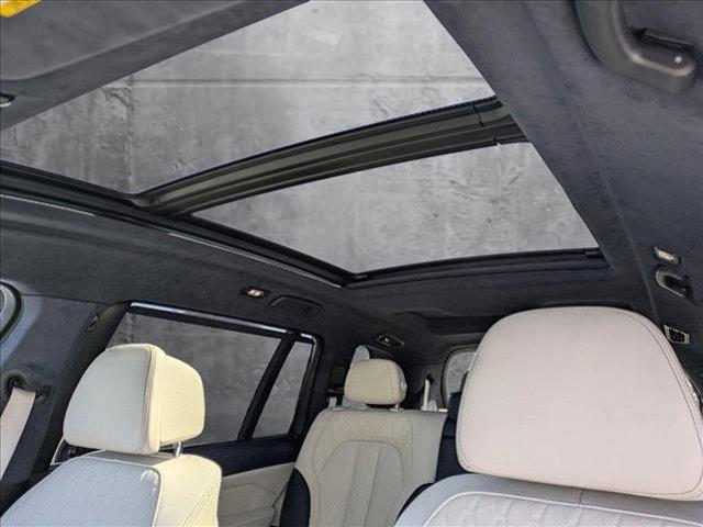 used 2022 BMW X7 car, priced at $57,997