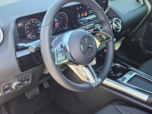 new 2025 Mercedes-Benz GLA 250 car, priced at $46,680
