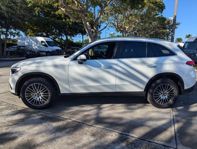 new 2025 Mercedes-Benz GLC 300 car, priced at $52,885