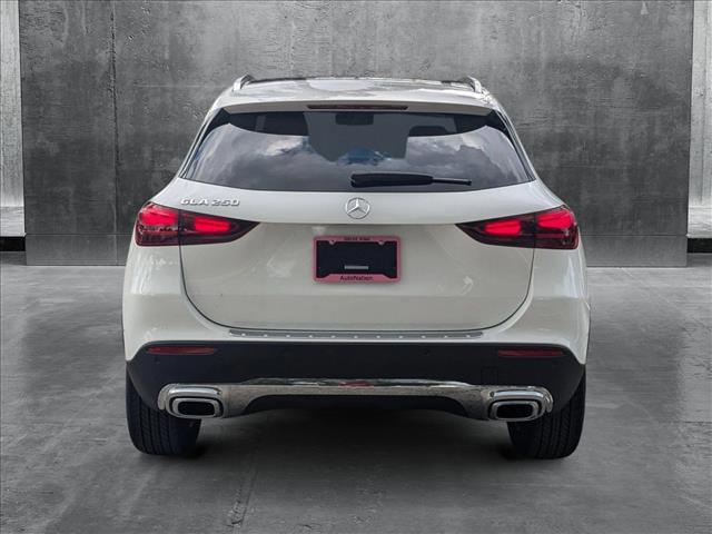 new 2025 Mercedes-Benz GLA 250 car, priced at $47,175