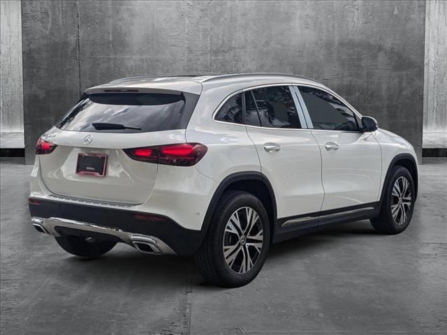 new 2025 Mercedes-Benz GLA 250 car, priced at $47,175