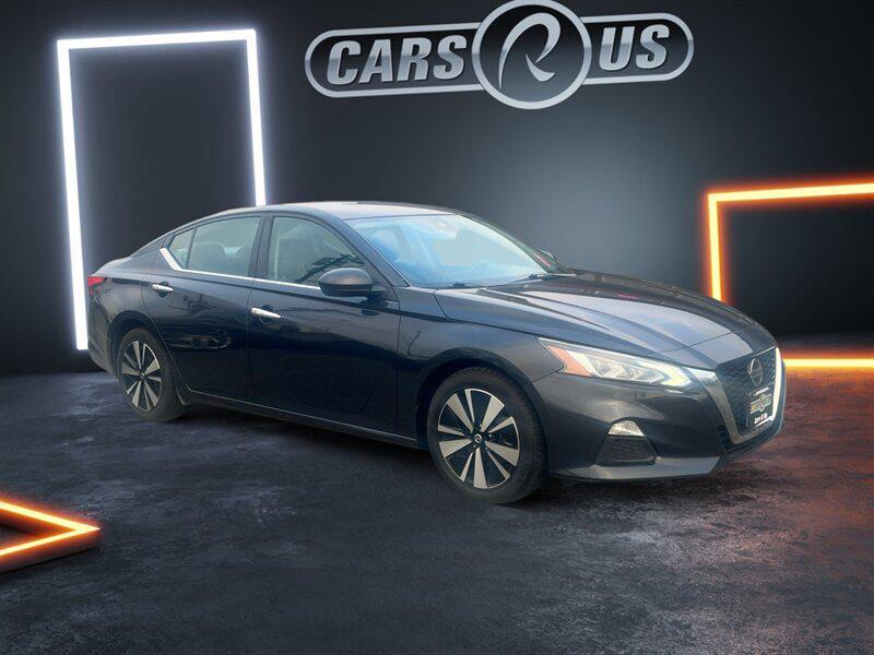 used 2022 Nissan Altima car, priced at $13,988