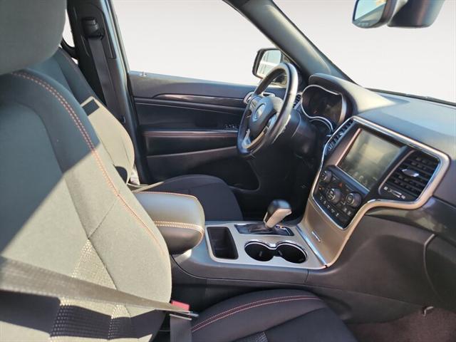 used 2017 Jeep Grand Cherokee car, priced at $21,400