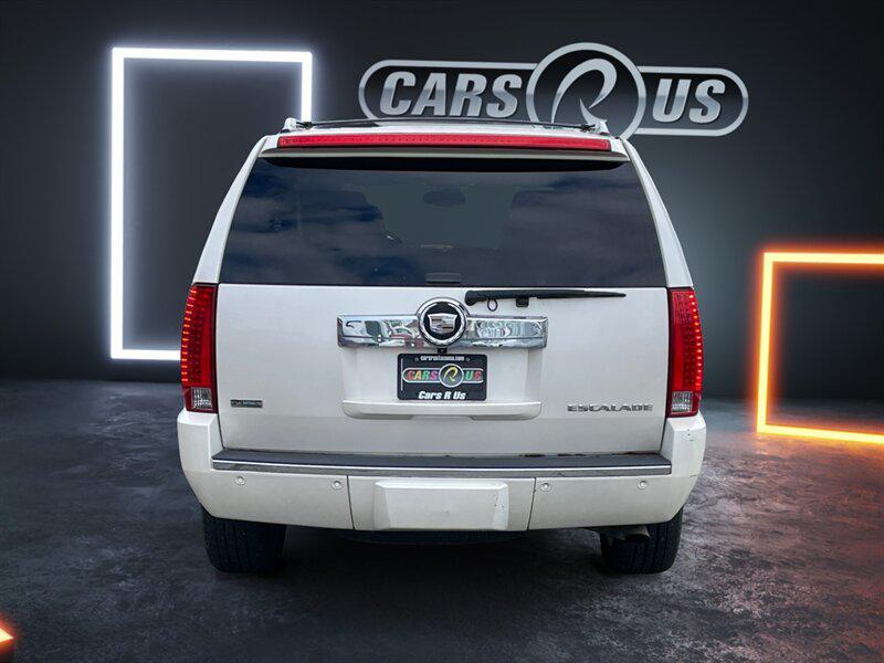 used 2012 Cadillac Escalade car, priced at $12,988