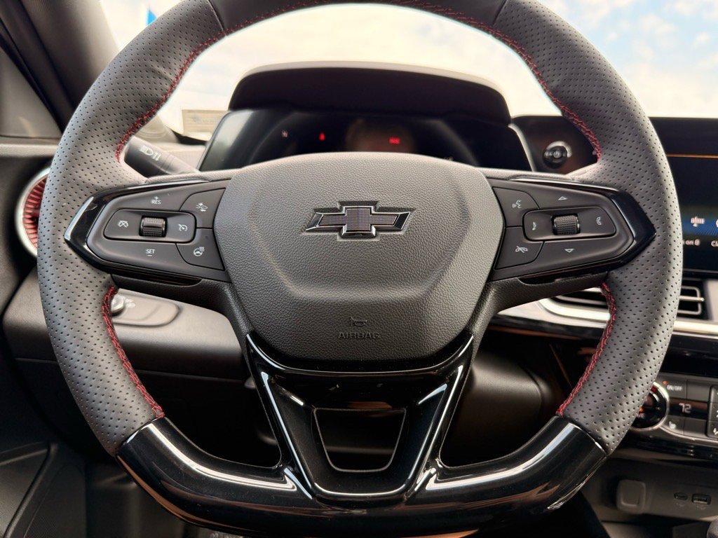 new 2025 Chevrolet Trax car, priced at $26,310