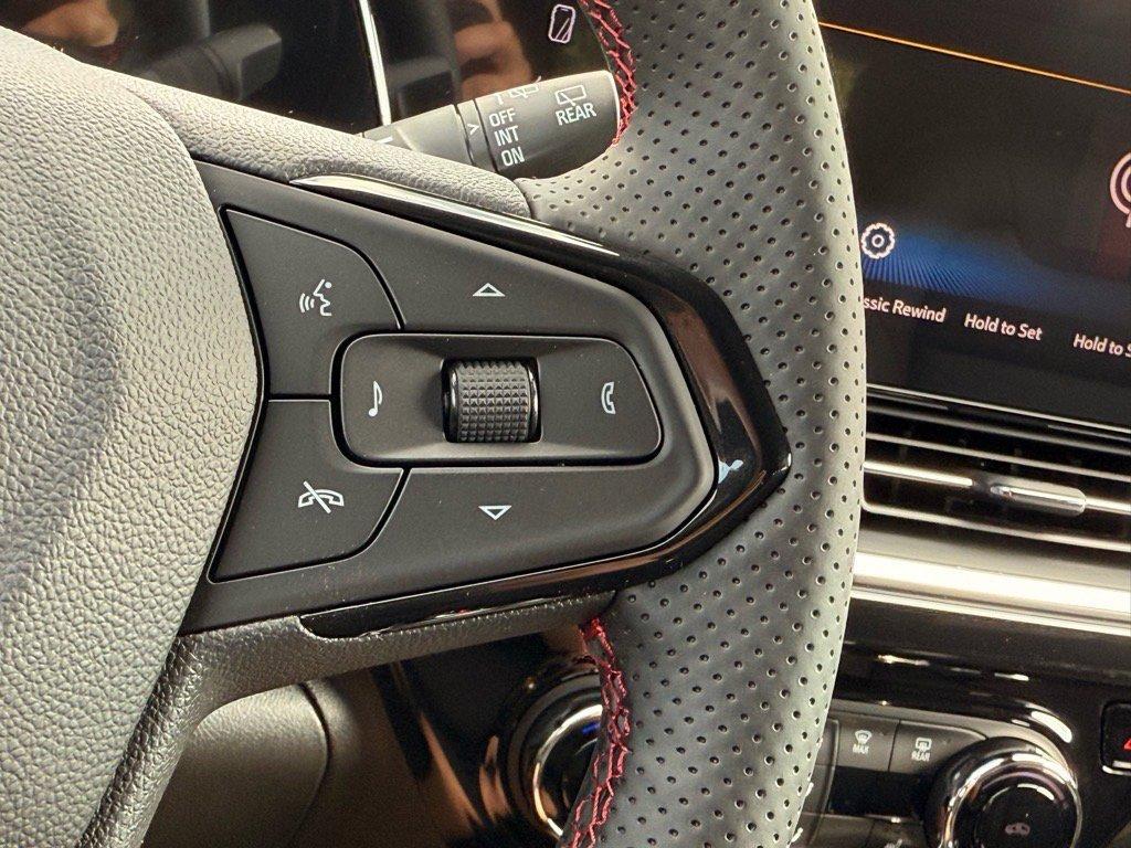 new 2025 Chevrolet Trax car, priced at $26,310