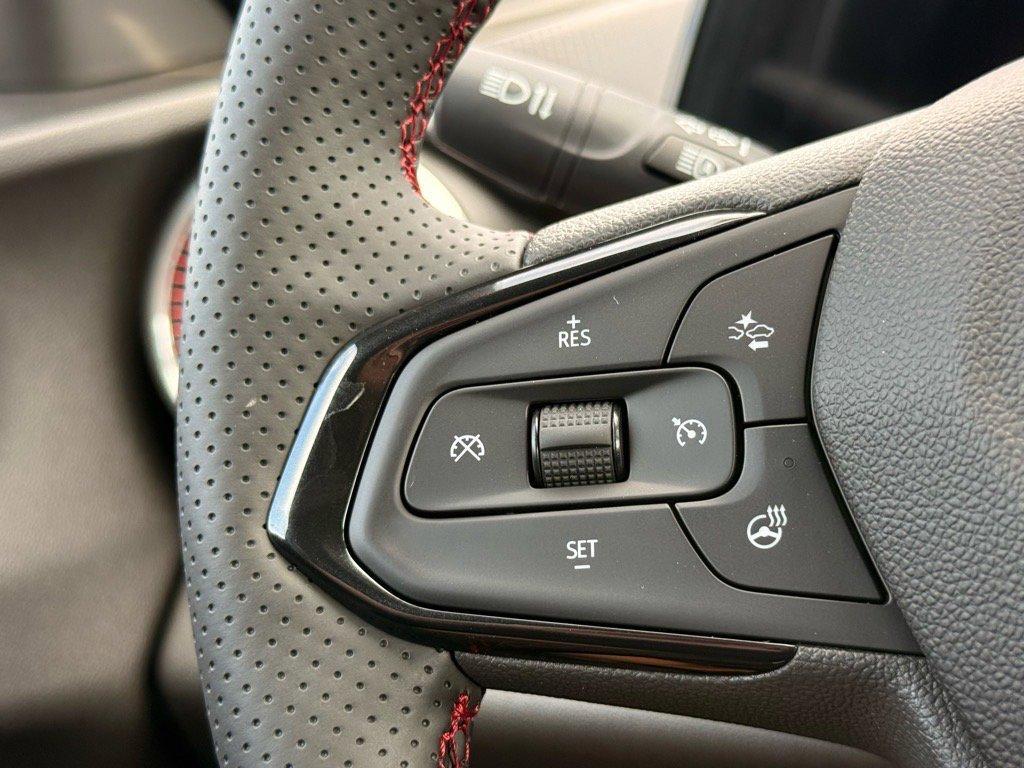 new 2025 Chevrolet Trax car, priced at $26,310