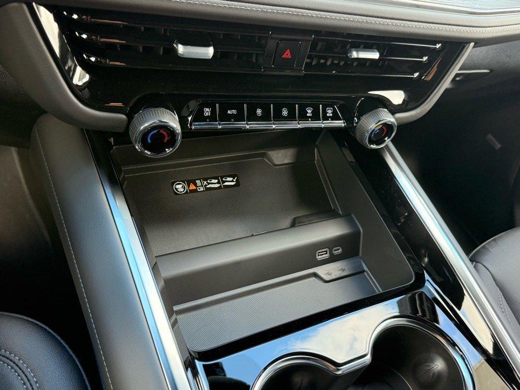 new 2026 Chevrolet Suburban car, priced at $76,275