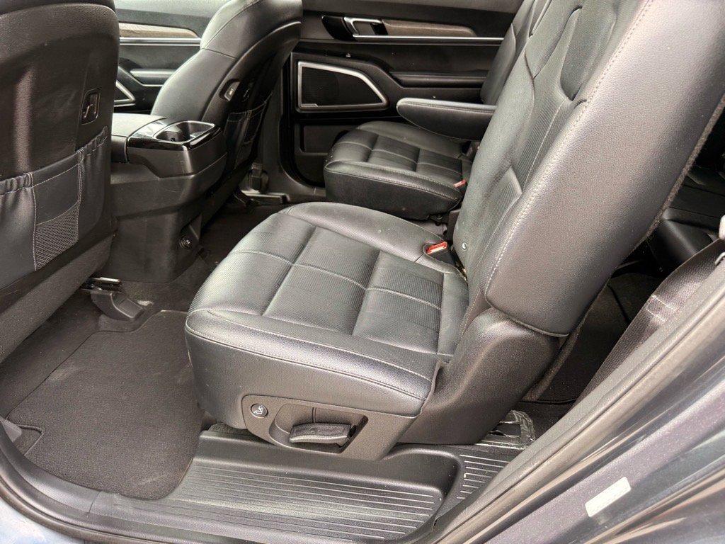 used 2022 Kia Telluride car, priced at $32,100