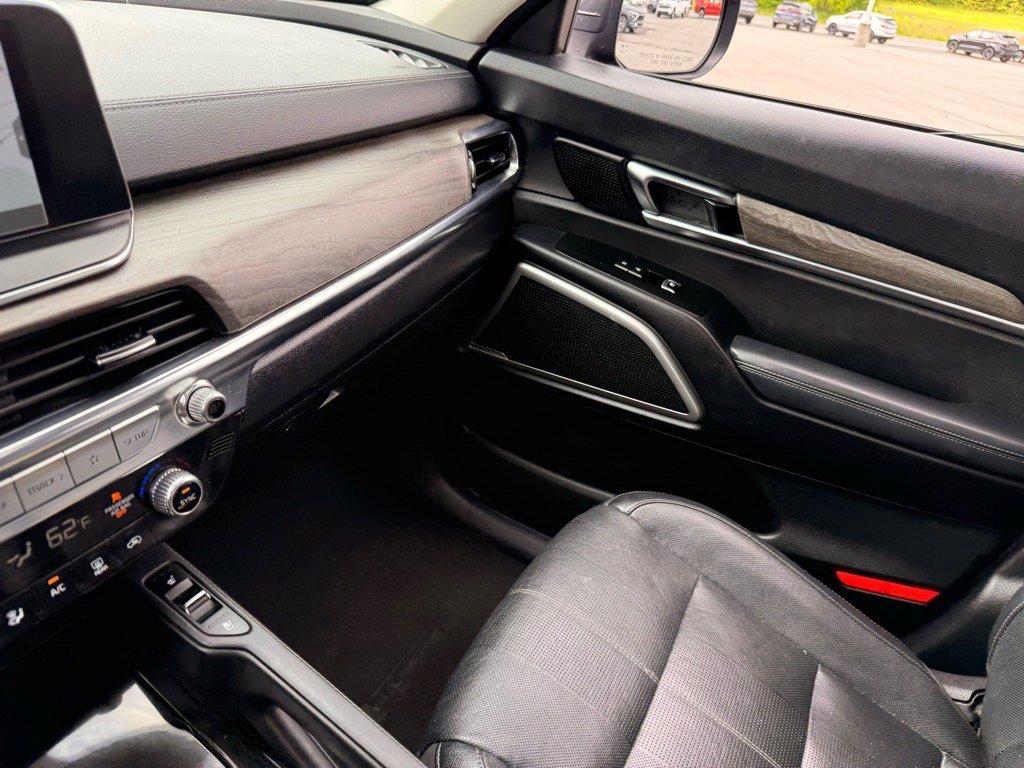 used 2022 Kia Telluride car, priced at $32,100