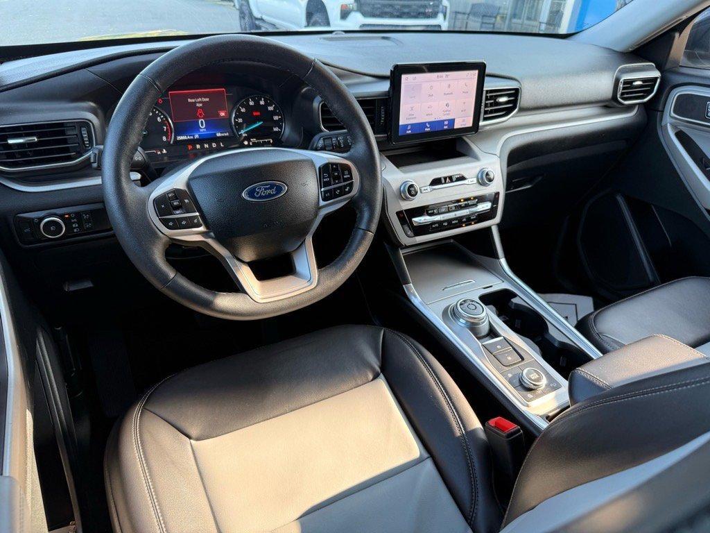 used 2024 Ford Explorer car, priced at $38,954