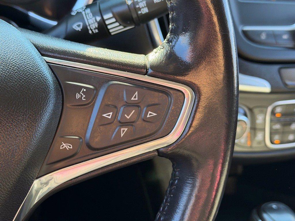 used 2020 Chevrolet Equinox car, priced at $17,336