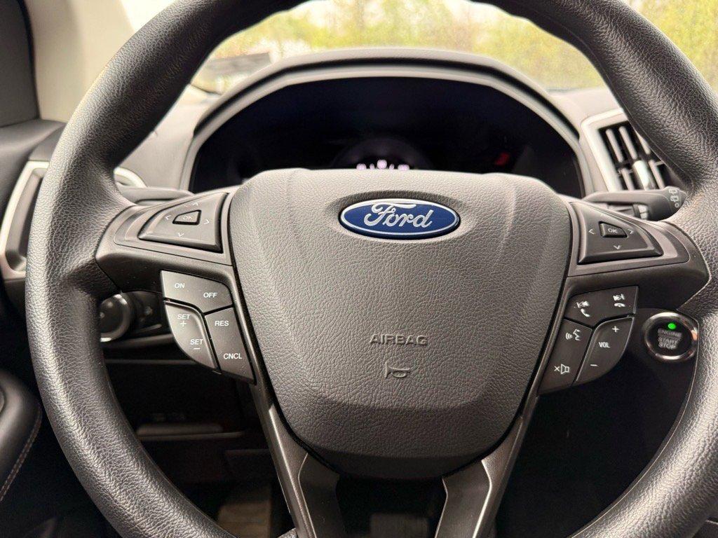 used 2024 Ford Edge car, priced at $25,204