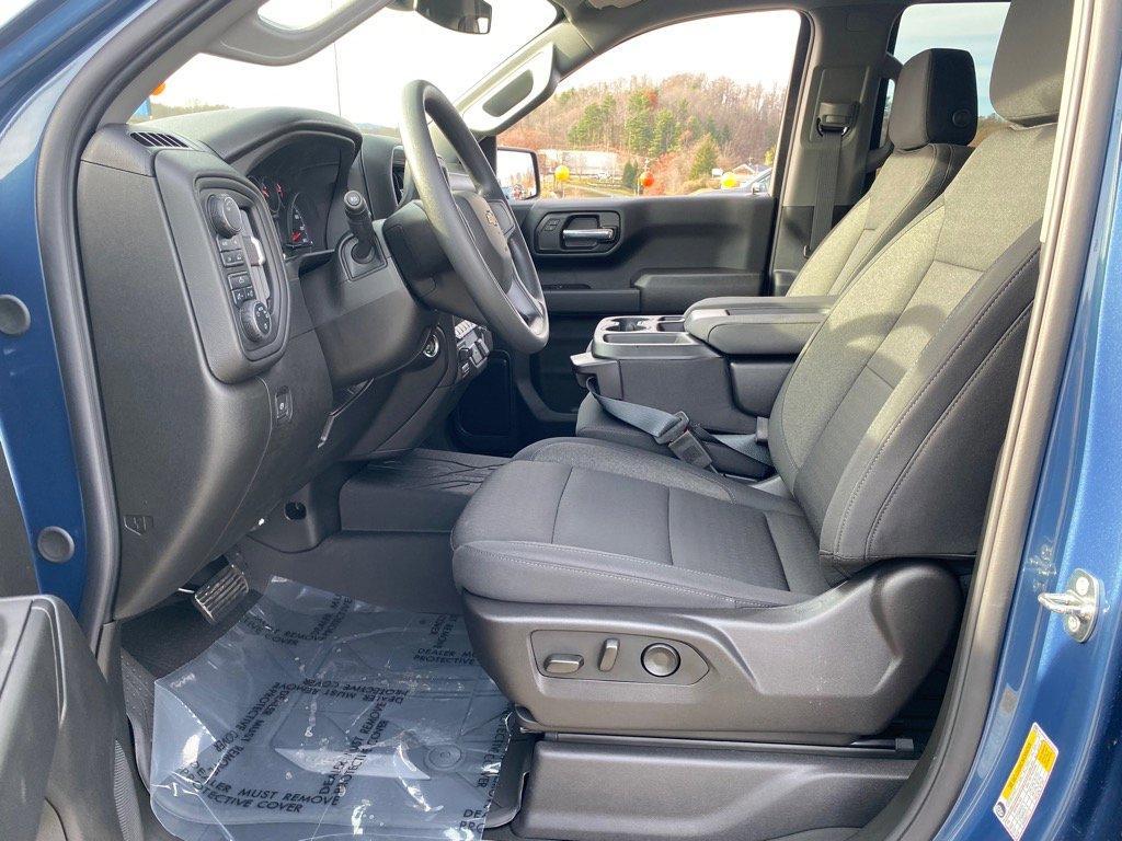 used 2024 Chevrolet Silverado 1500 car, priced at $42,300