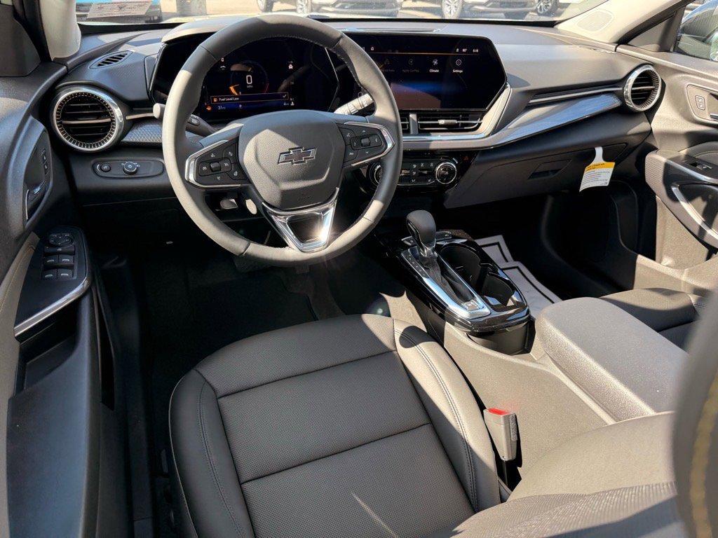new 2025 Chevrolet Trax car, priced at $26,585