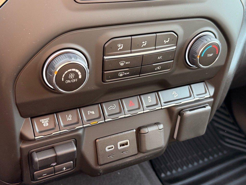 new 2025 Chevrolet Silverado 2500 car, priced at $63,500
