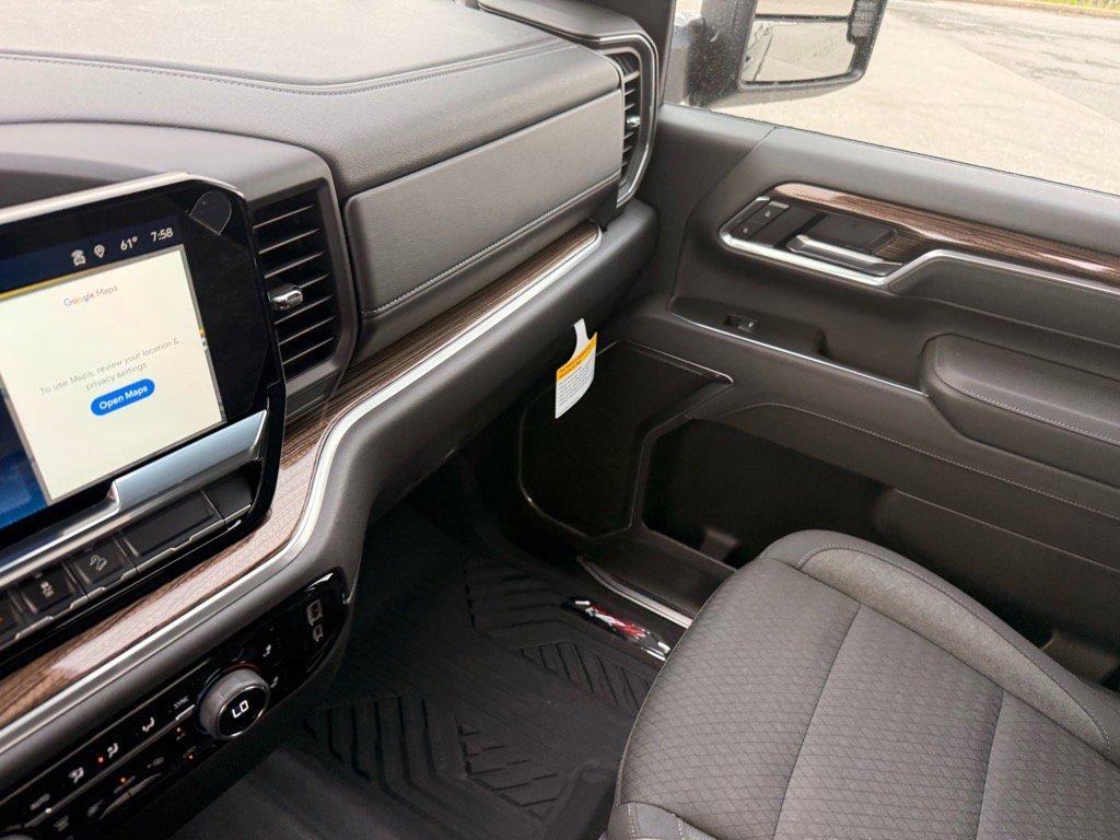 new 2025 Chevrolet Silverado 2500 car, priced at $59,900