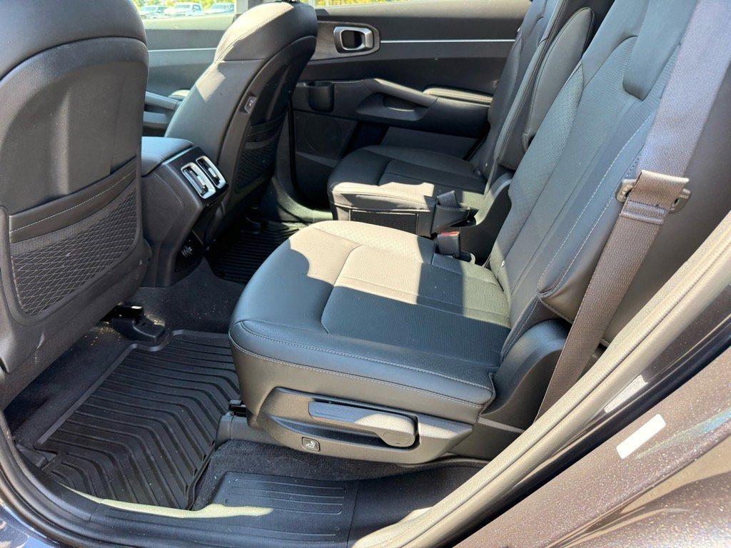 used 2025 Kia Sorento car, priced at $36,845