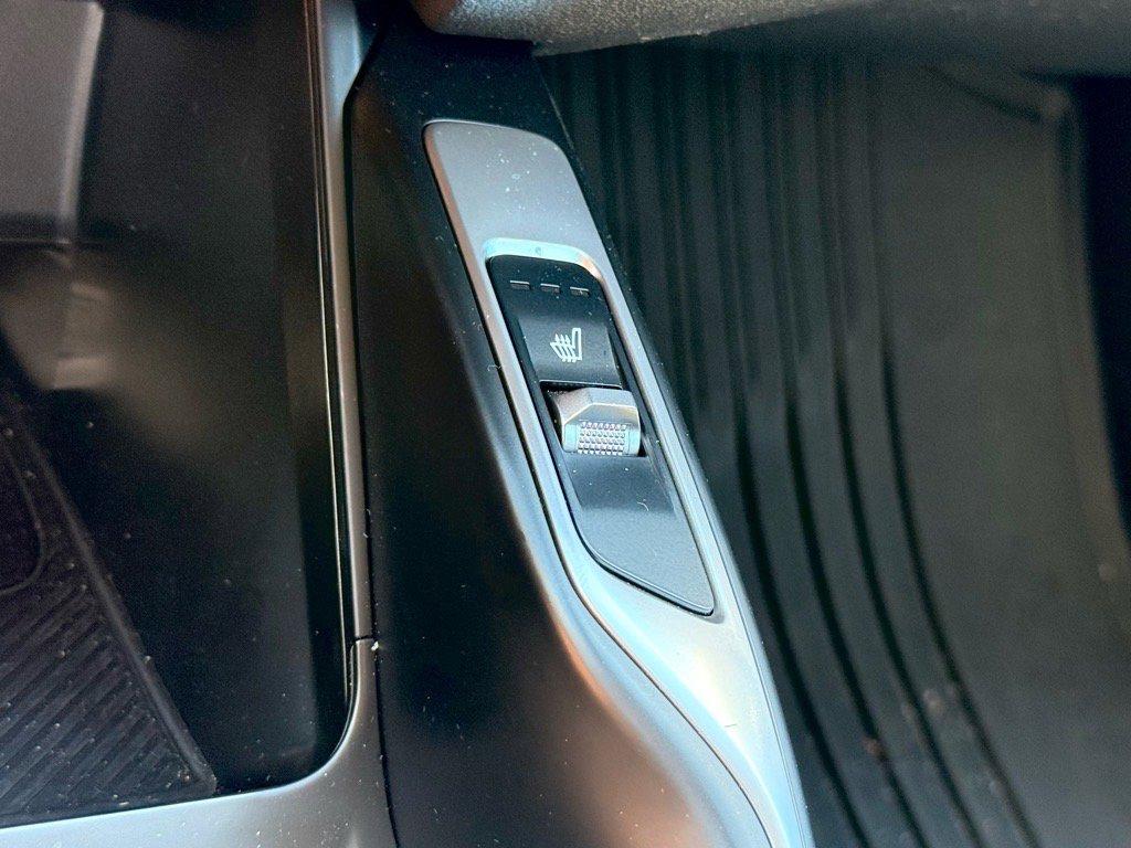 used 2025 Kia Sorento car, priced at $36,845