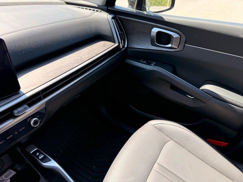 used 2025 Kia Sorento car, priced at $36,845