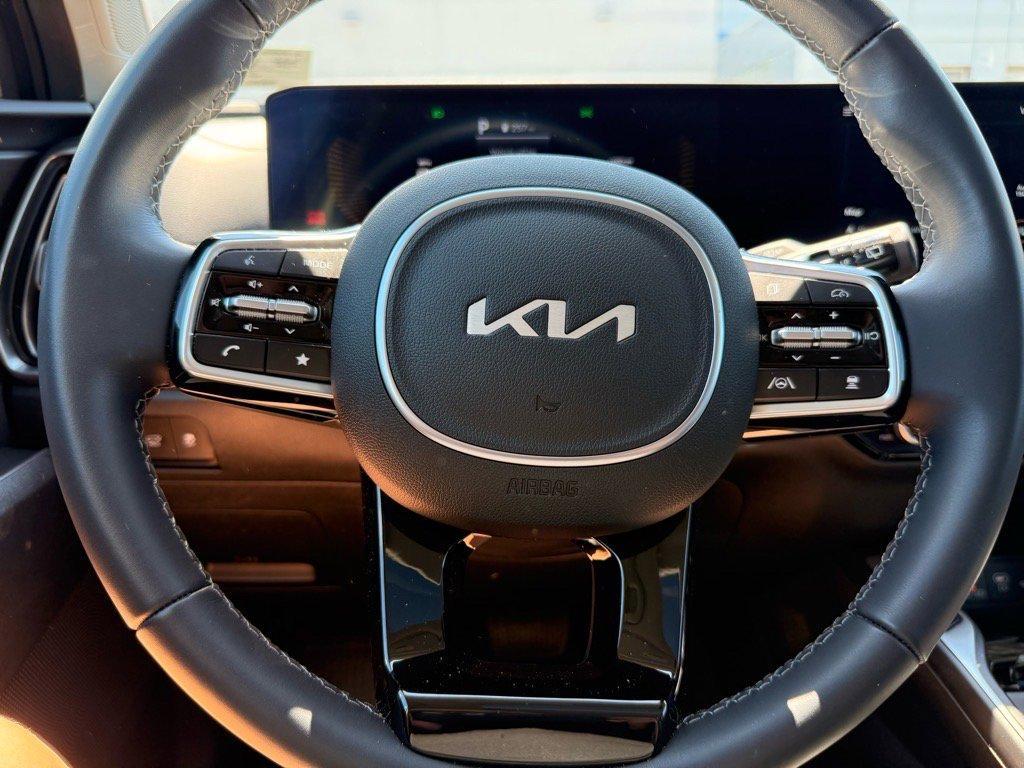 used 2025 Kia Sorento car, priced at $36,845