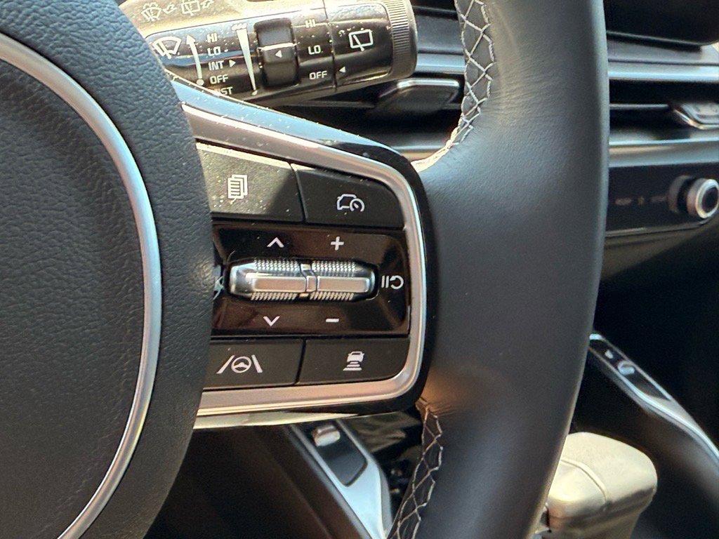 used 2025 Kia Sorento car, priced at $36,845