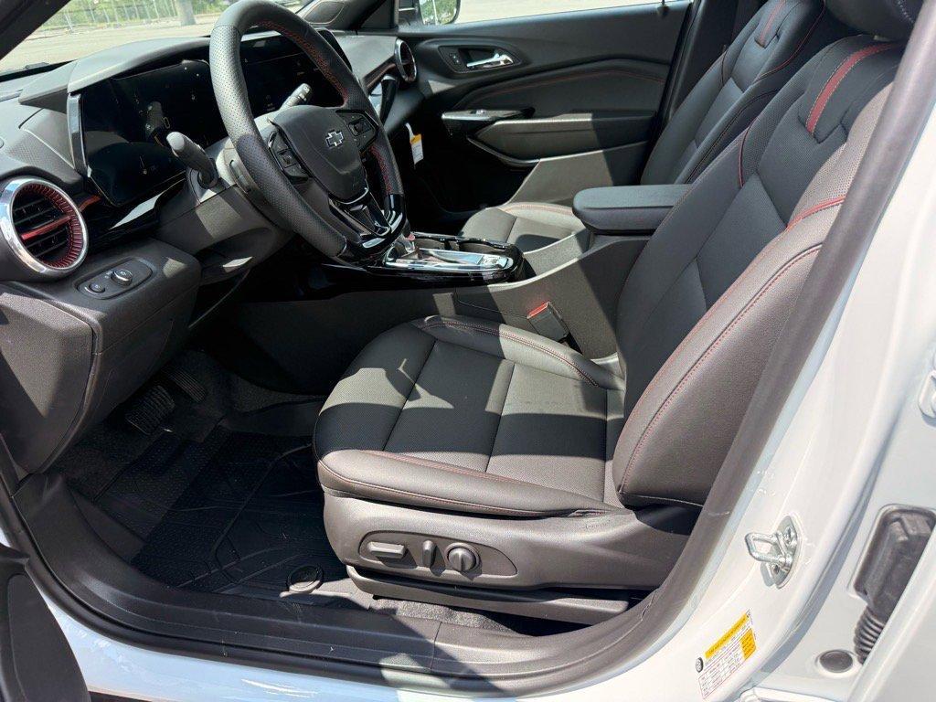 new 2025 Chevrolet Trax car, priced at $26,380