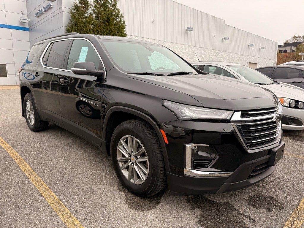 used 2023 Chevrolet Traverse car, priced at $35,879