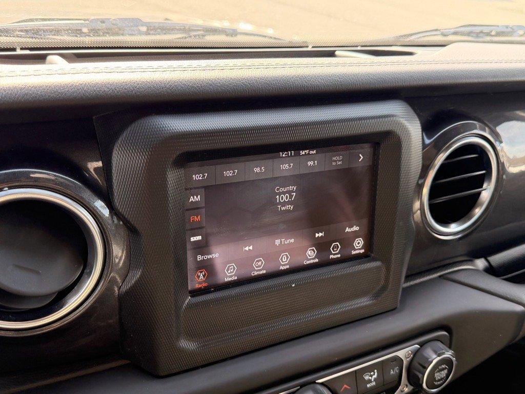 used 2021 Jeep Wrangler Unlimited car, priced at $32,587