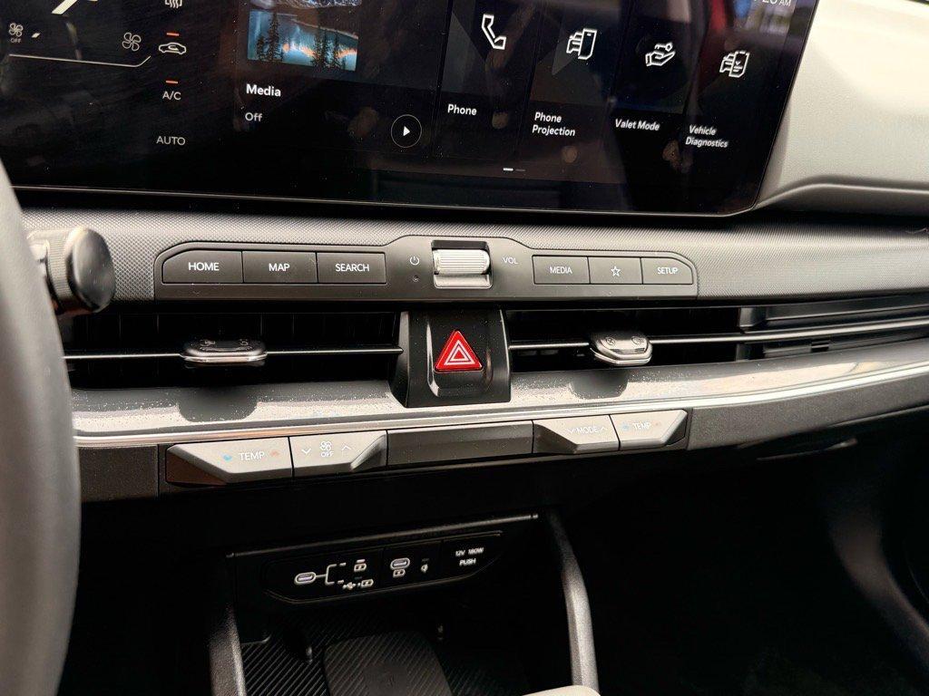 used 2025 Kia K4 car, priced at $23,220